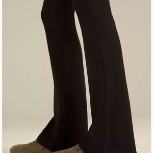 Lululemon Athletica Groove Super-High-Rise Flared Pant, Size 6